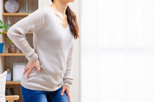 急な腰痛、もしかして「尿管結石」かも?整形外科との違いとは