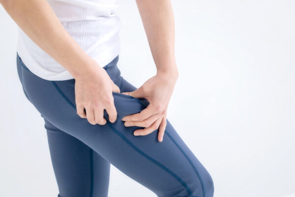 【太ももの前がビリビリ痛む】その症状、大腿神経痛かもしれません。ハイドロリリースで痛みの解放へ